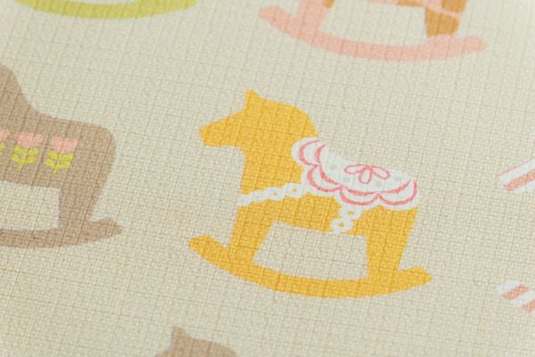 Односторонний коврик Sillky 230x140x1.2см (Деревянные лошадки)